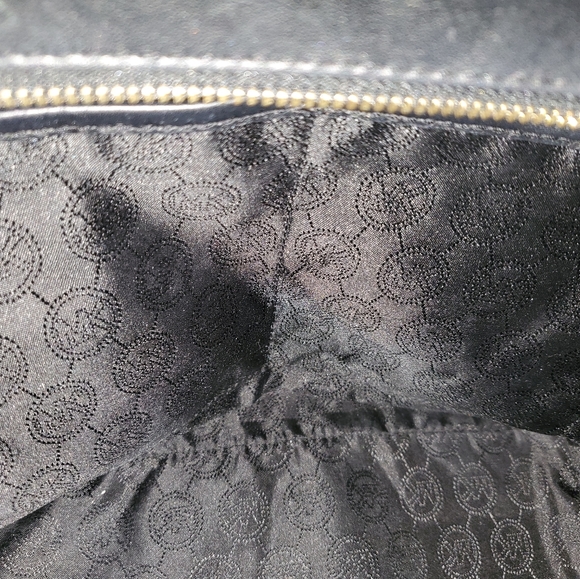 Michael Kors Handbag - Picture 4 of 13